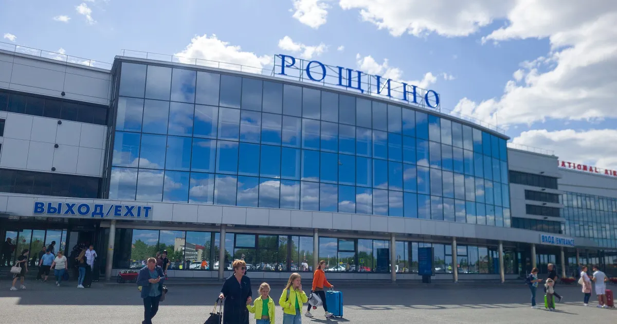 Рощино — вид аэропорта
