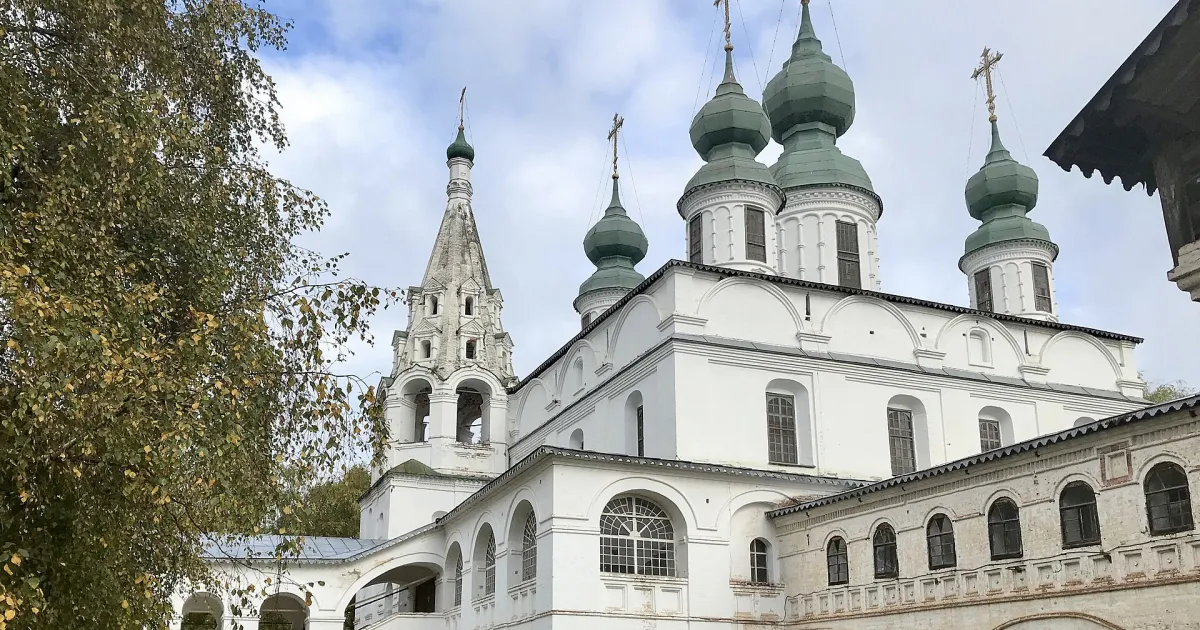 Великий Устюг — вид аэропорта